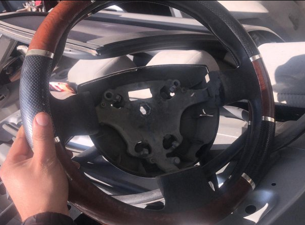 Ford Connect Direksiyon Simidi Çıkıma