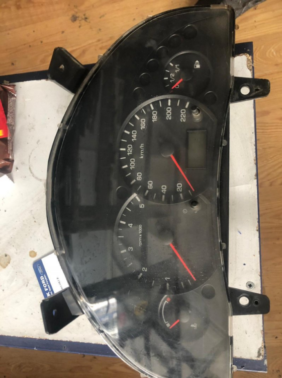 Ford Connect KM Gösterge Saati Çıkma