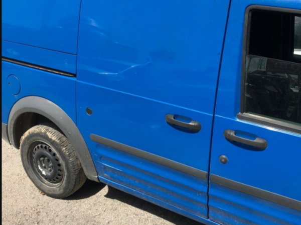 Ford Connect Sağ Sürgülü Kapı Çıkma