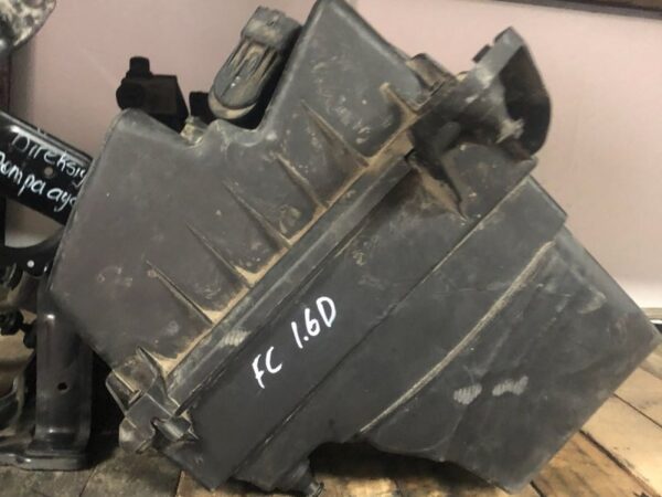 Ford Focus 2 1.6 Tdci Hava Filtre Kutusu