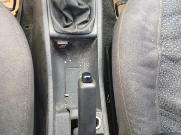 2005 Skoda Fabia Çıkma Orta Konsol