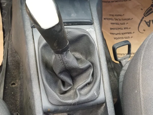 2005 Skoda Fabia Çıkma Vites Mekanizması