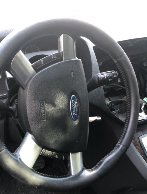 Ford C-Max Direksiyon Simidi Çıkma