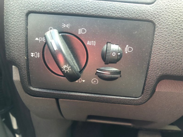 Ford C-Max Far Ayarlam Modülü Çıkma
