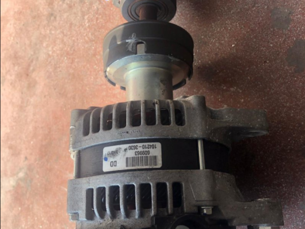 Ford Connect Şarj Dinamosu 110luk Çıkma