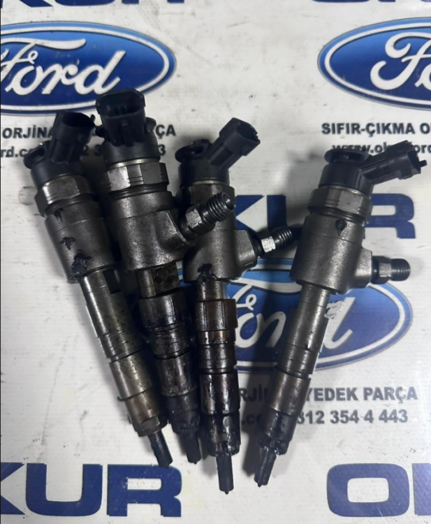 Ford Courier Enjektör Takım Çıkma Orijinal