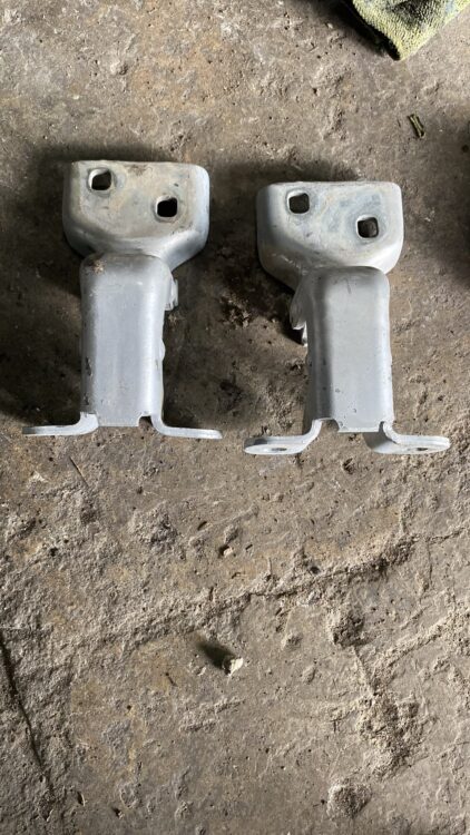 renault trafic opel vivaro çıkma sol ön kapı menteşesi