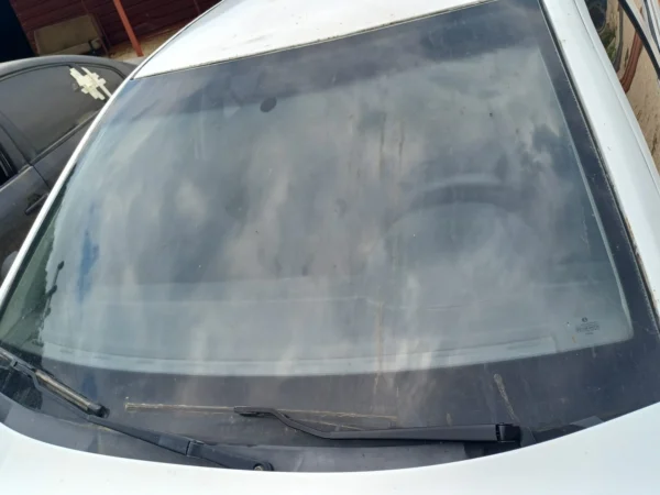 Skoda Fabia 1.2 12v Çıkma Ön Cam
