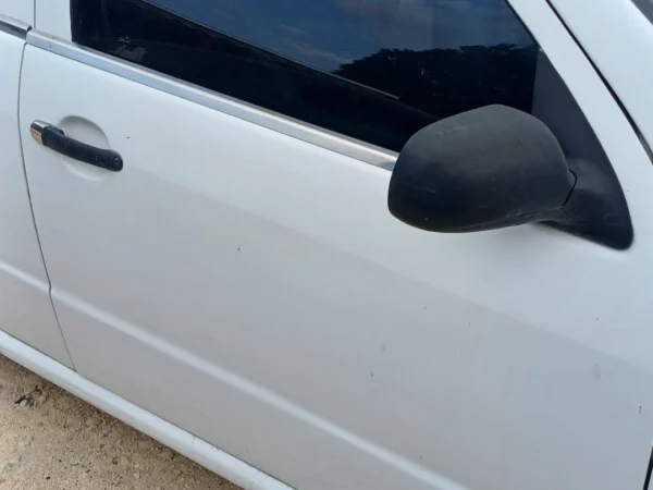 Skoda Fabia 1.2 12v Çıkma Sağ Ön Kapı