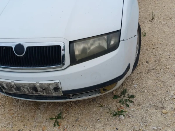 Skoda Fabia 1.2 12v Çıkma Sol Far