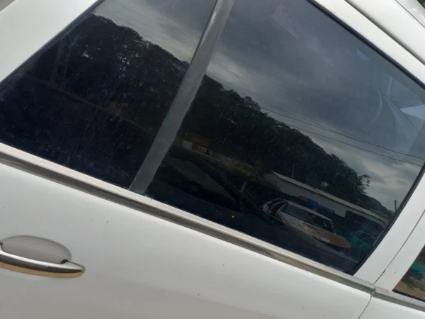 Skoda Fabia Çıkma Sağ Arka Cam Sıyırıcı Fitil