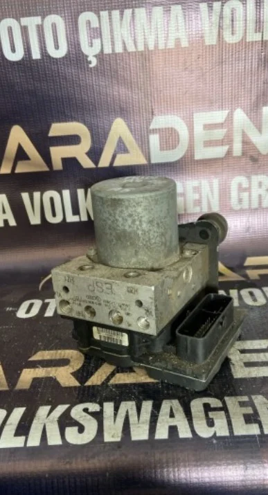 Audi A4 ABS Beyni Parça