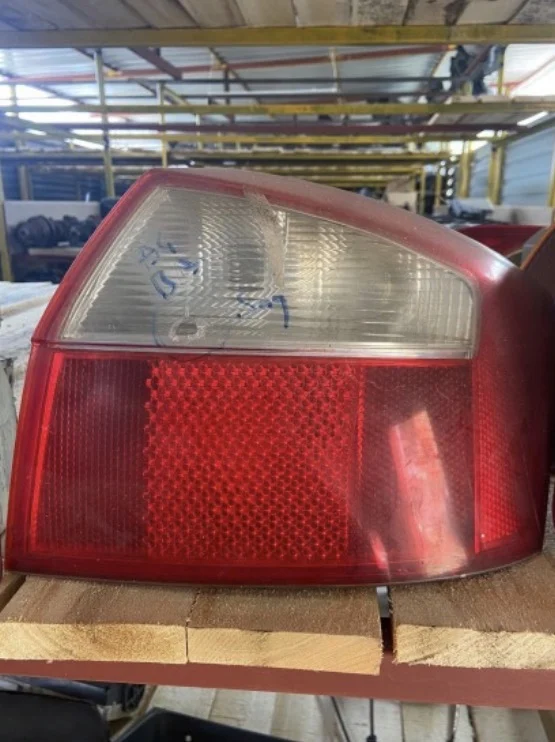 Audi A4 Sağ Arka Stop Parça