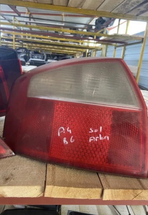 Audi A4 Sol Arka Stop Parça