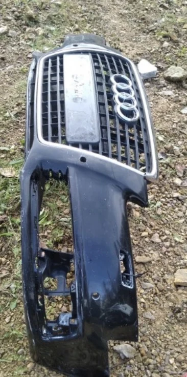 Audi A6 Hasarlı Ön Tampon