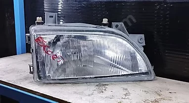 Ford Escort Sağ Far Sıfır Orijinal