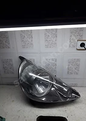 Honda Jazz Sağ Far Çıkma Orijinal