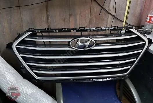 Hyundai Elantra Ön Panjur Çıkma Orijinal