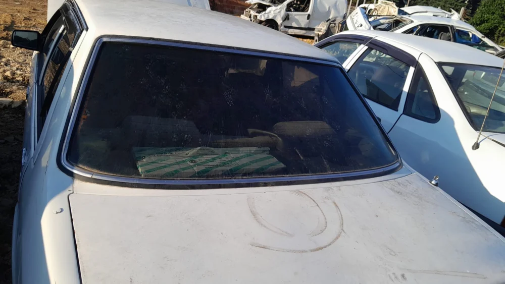 Kia Capital Çıkm Arka Cam