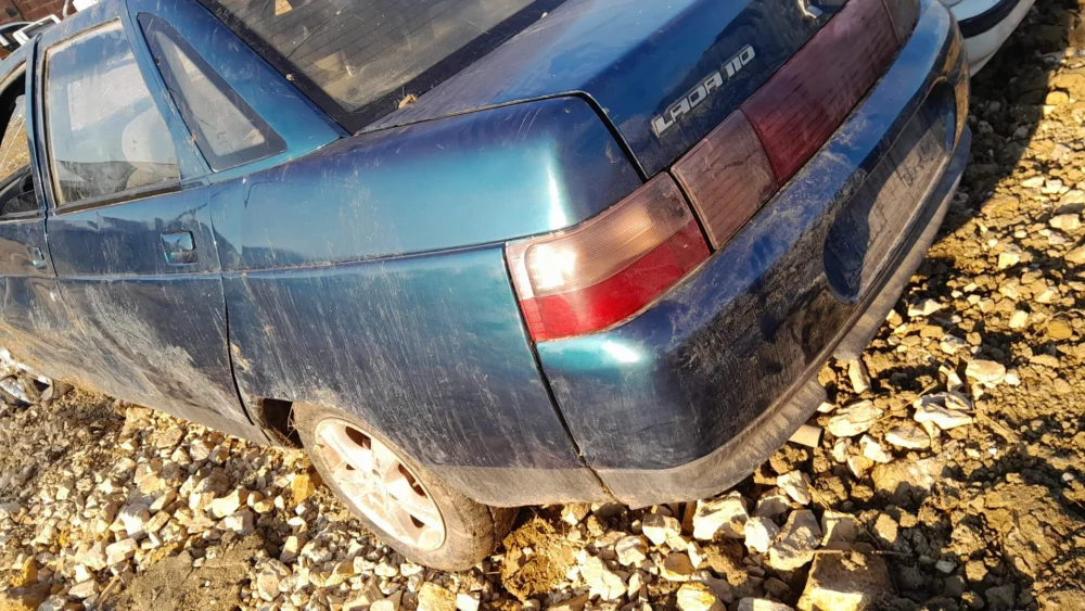 Lada Vega Çıkma Sol Arka Çamurluk