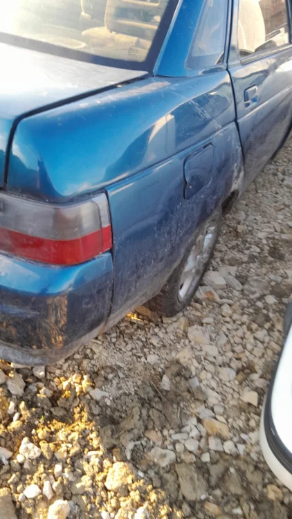 Lada Vega Sağ Arka Çamurluk Kesme