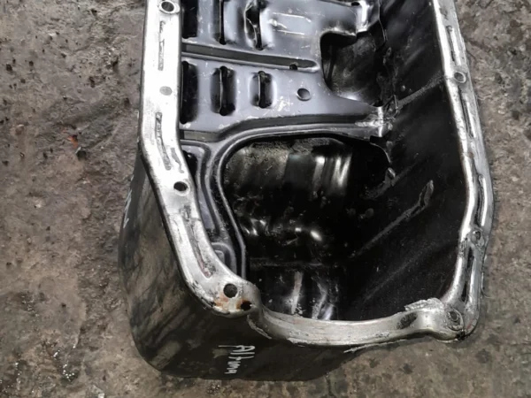 Nissan Altima Çıkma Yağ Karteri