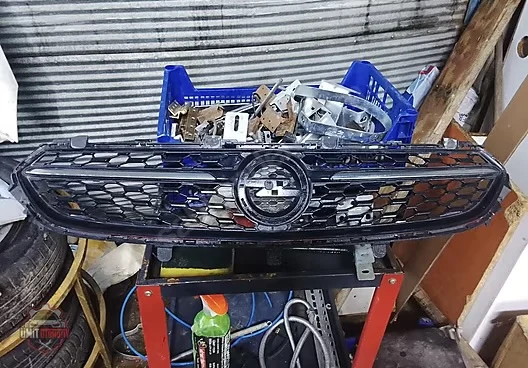 Opel Corsa Ön Panjur Çıkma Orijinal