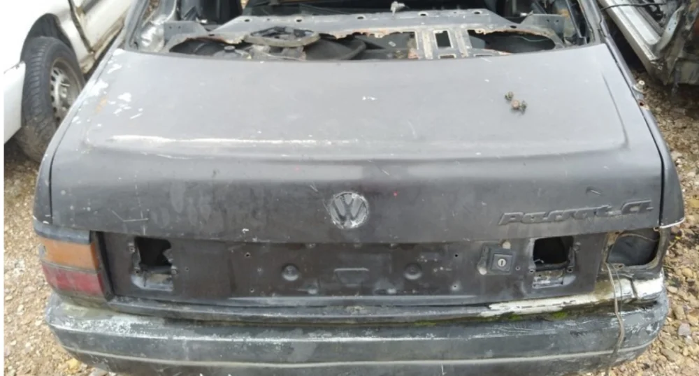 Passat B3 Bagaj Kapağı