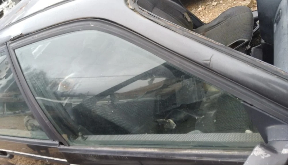 Passat B3 Sağ Ön Cam