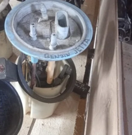 Passat Benzin Şamandırası Çıkma Orijinal