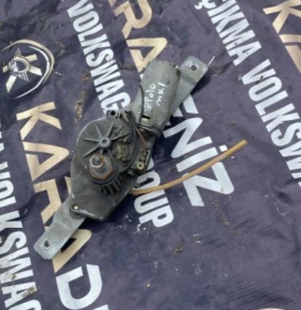 Polo mk1 Arka Silecek Motoru Çıkma Orjınal
