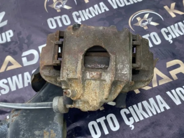 Polo mk1 Sol Ön Fren Kaliper Çıkma Orijinal