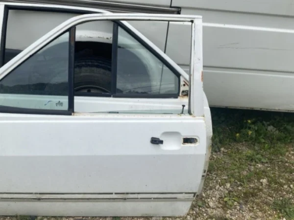 Polo mk1 Sol Ön Kapı Çıkma Orijinal
