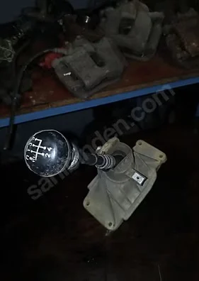Renault 9 Vites Mekanizması Çıkma Orijinal