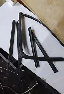 Renault Symbol Talia Kapı Cam Sıyırıcı Fitilleri Çıkma Orijinal
