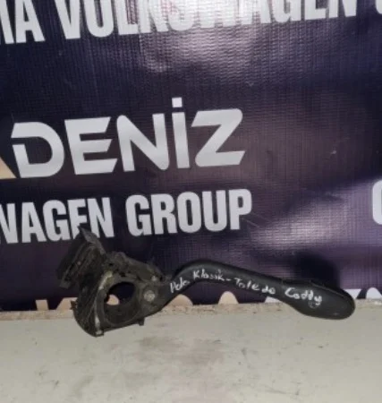 Seat Toledo Silecek Kolu