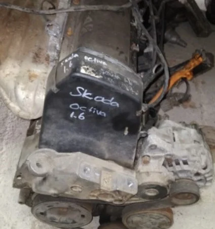 Skoda Octavia 1.6 Benzinli Motor