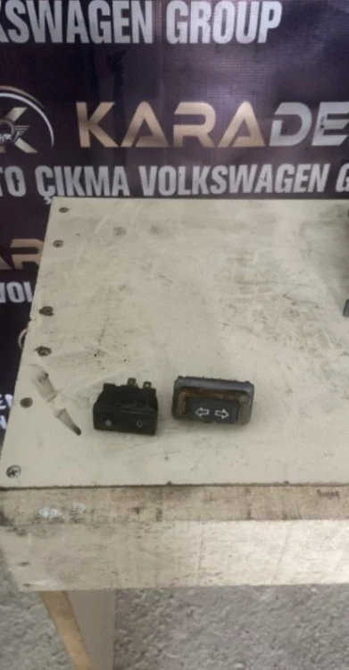Transporter T4 Cam Açma Düğmesi Parça