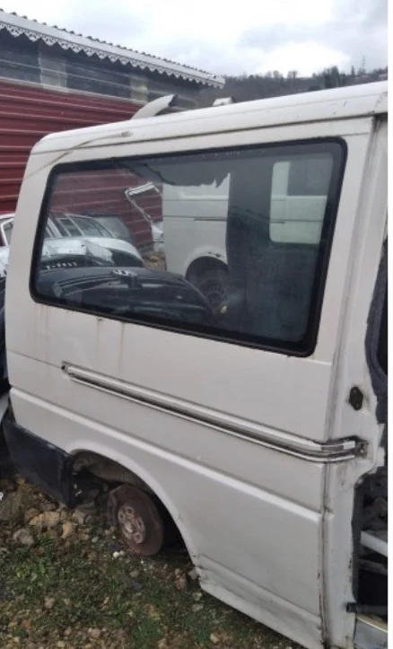 Transporter T4 Sağ Arka Kesme
