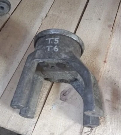 Transporter T5-t6 Motor Kulağı Braket Çıkma Orijinal