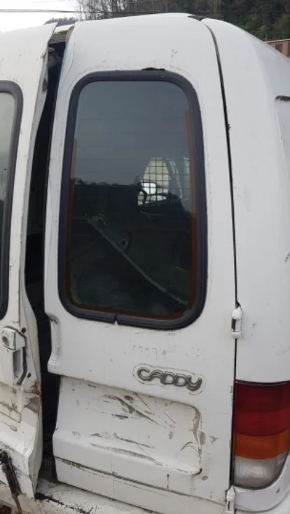 Volkswagen Caddy 2 Sağ Bagaj Kapağı