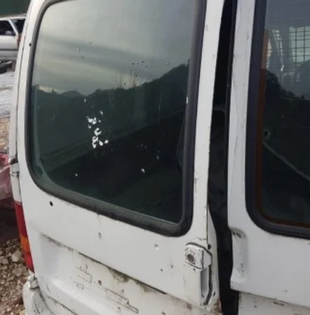 Volkswagen Caddy 2 Sol Bagaj Camı
