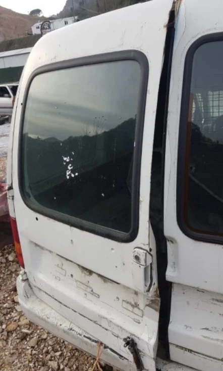 Volkswagen Caddy 2 Sol Bagaj Camı