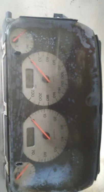 Volkswagen Golf 3 Kilometre Saati
