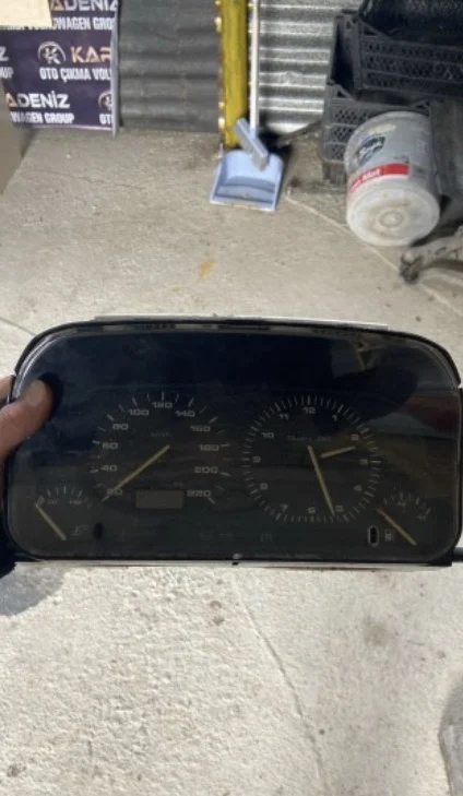 Volkswagen Golf 3 Kilometre Saati Parça