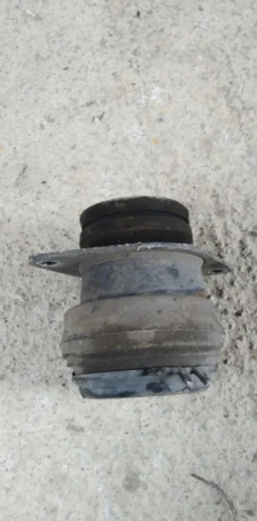 Volkswagen Golf 3 Motor Takozu