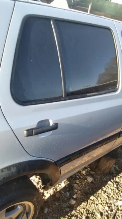 Volkswagen Golf 3 Sağ Arka Kapı