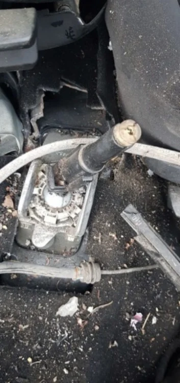 Volkswagen Golf 4 Vites Kulesi