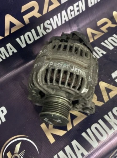 Volkswagen Passat 2.0 Dizel Şarj Dinamosu Parça