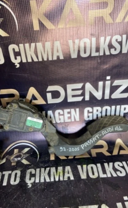Volkswagen Passat 97-2005 Gaz Pedalı Parça